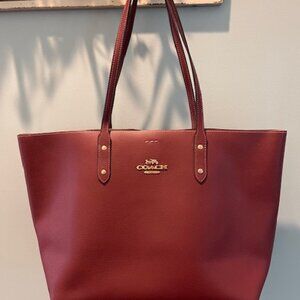 Coach Leather Town Tote Wine Large